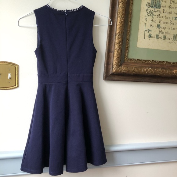 Francesca’s Navy Blue Lacy Dress - Picture 4 of 7